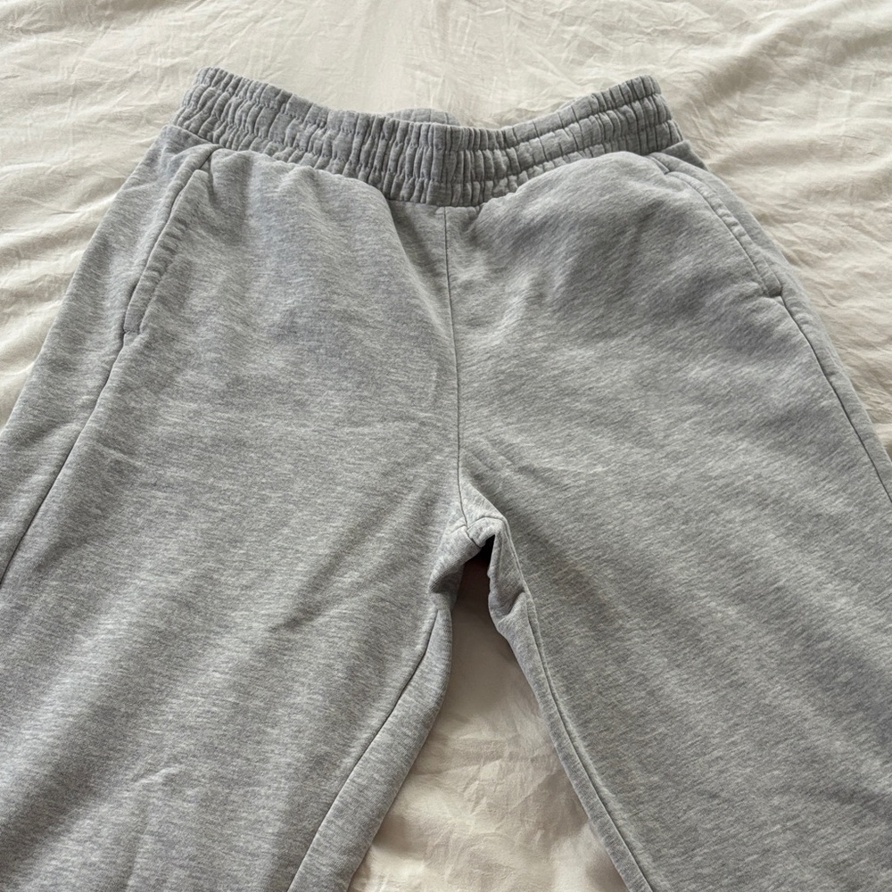 Women H&M Light Gray melange sweatpants